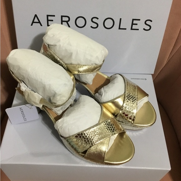 Aerosoles Cosmos Platform Leather Heel - Picture 3 of 8